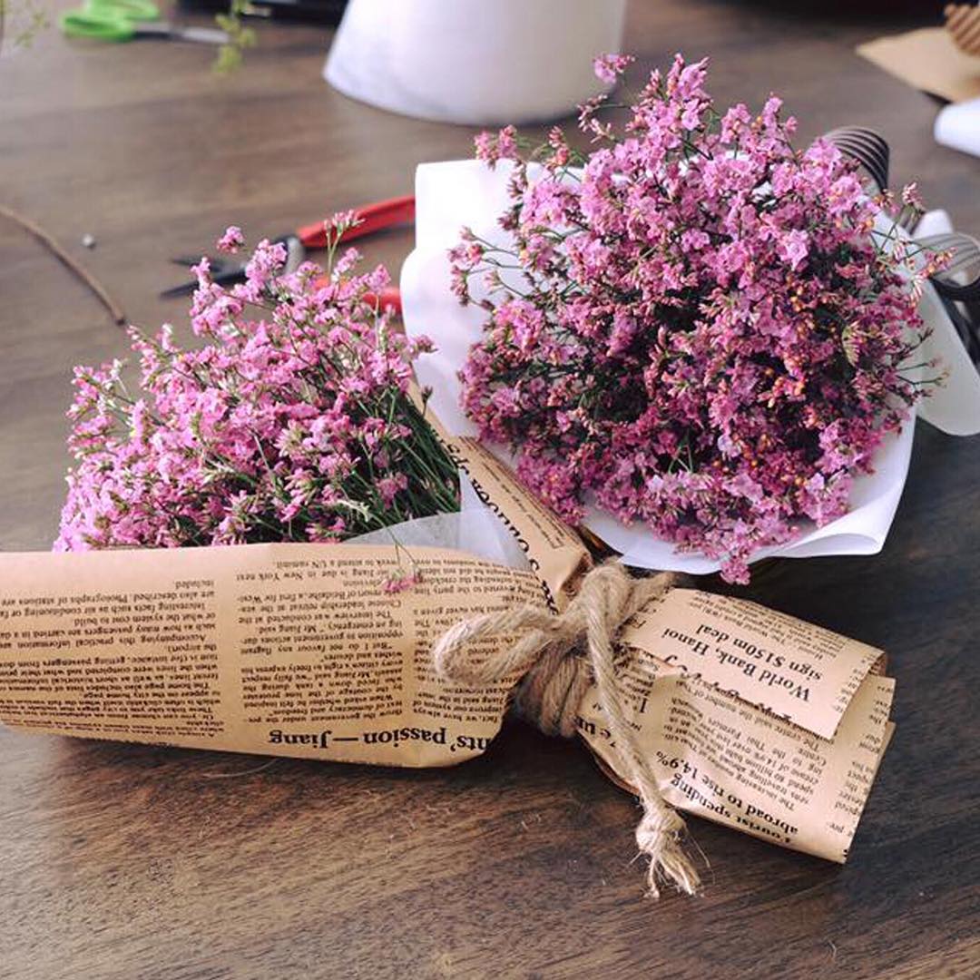 ช่อ ม่วง-ฟ้า หวาน ดอกไม้หลัก เบญจมาศ/มัม — ผลงานร้านดอกไม้ Sweetflower by Issaree
