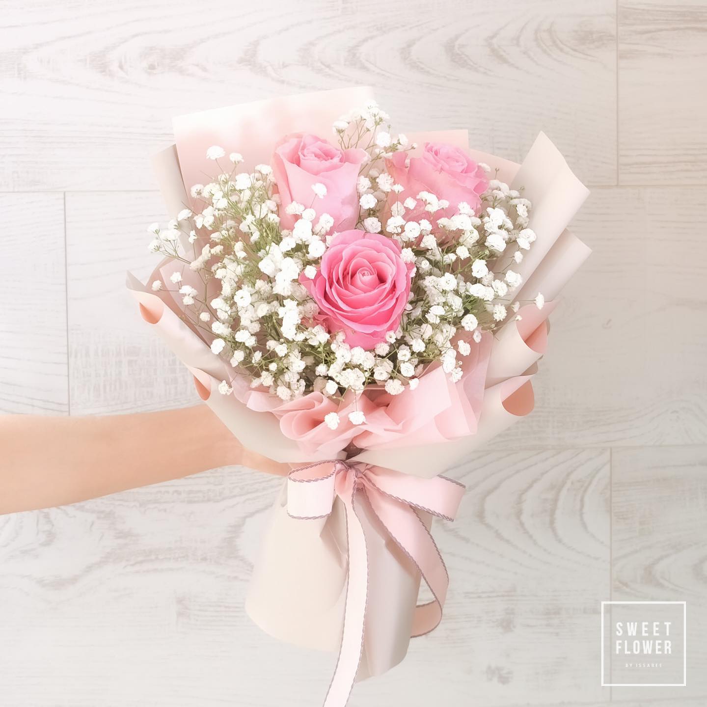 ช่อ พาสเทล หวาน ดอกไม้หลัก กุหลาบ เบบี้บรีธ/ยิปโซ — ผลงานร้านดอกไม้ Sweetflower by Issaree — ภาพที่ 2 จาก 2