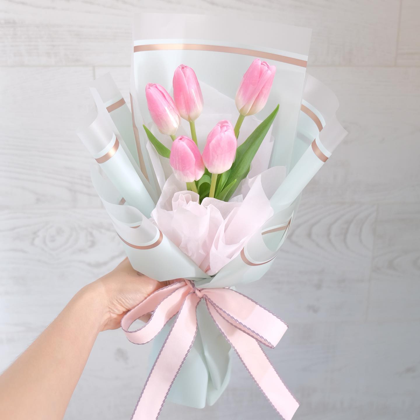 ช่อ พาสเทล หวาน ดอกไม้หลัก ทิวลิป — ผลงานร้านดอกไม้ Sweetflower by Issaree