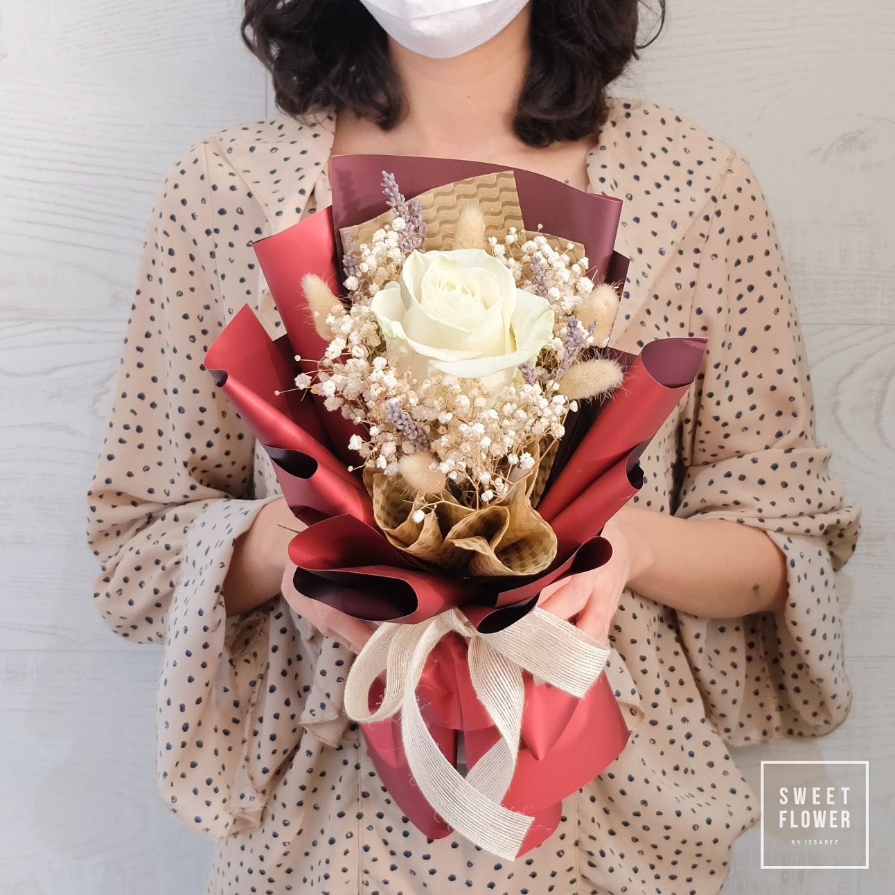 ช่อ พาสเทล หวาน ดอกไม้หลัก กุหลาบ เบบี้บรีธ/ยิปโซ ดอกไม้แห้ง — ผลงานร้านดอกไม้ Sweetflower by Issaree