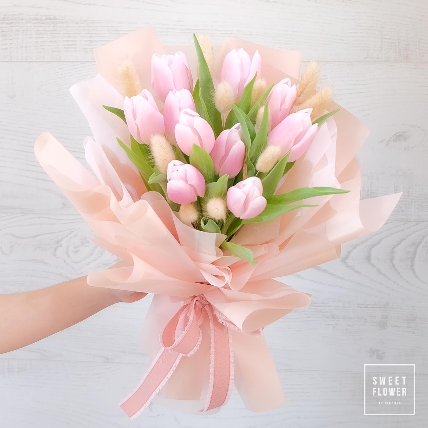 ช่อ พาสเทล หวาน ดอกไม้หลัก ทิวลิป เบบี้บรีธ/ยิปโซ — ผลงานร้านดอกไม้ Sweetflower by Issaree