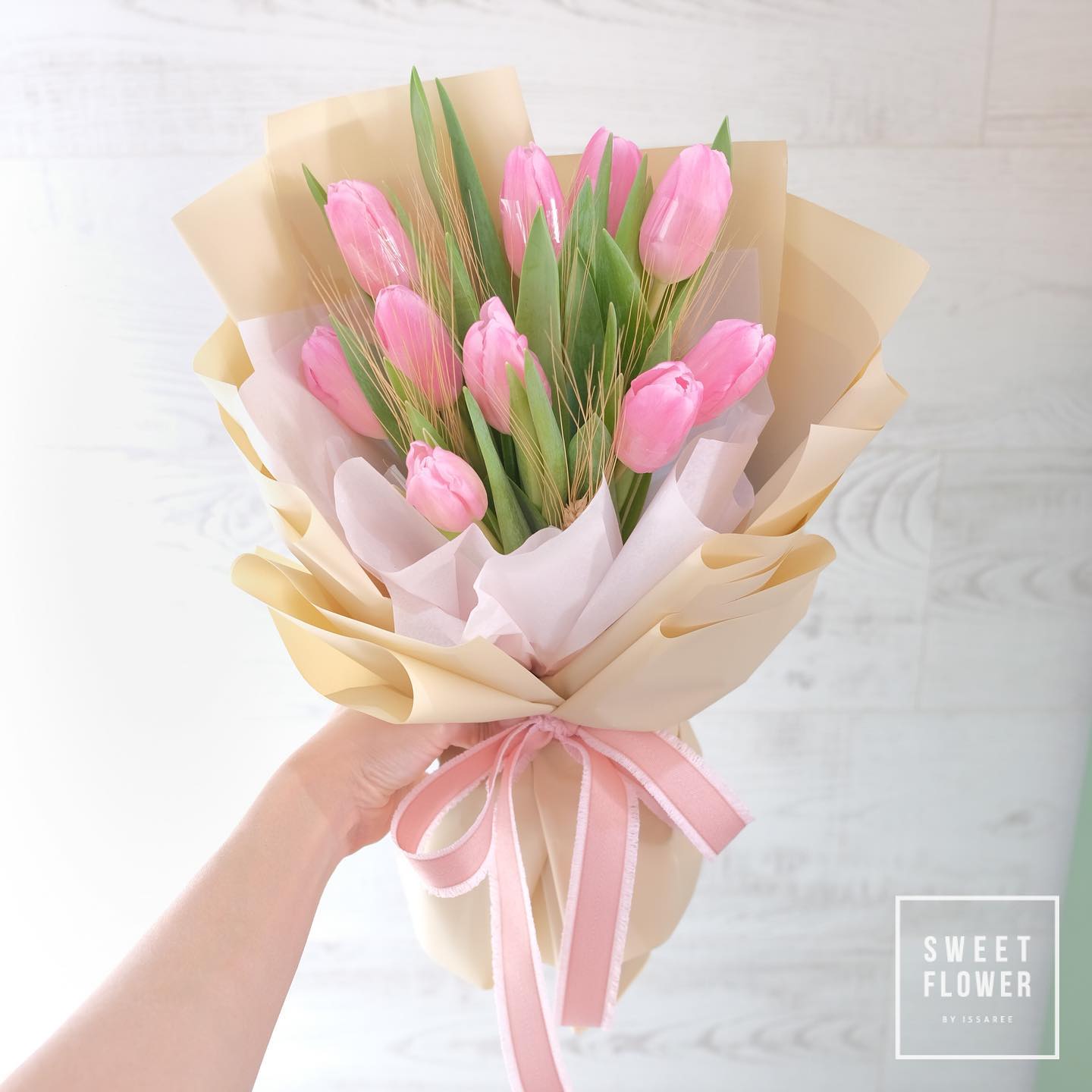 ช่อ พาสเทล หวาน ดอกไม้หลัก ทิวลิป — ผลงานร้านดอกไม้ Sweetflower by Issaree