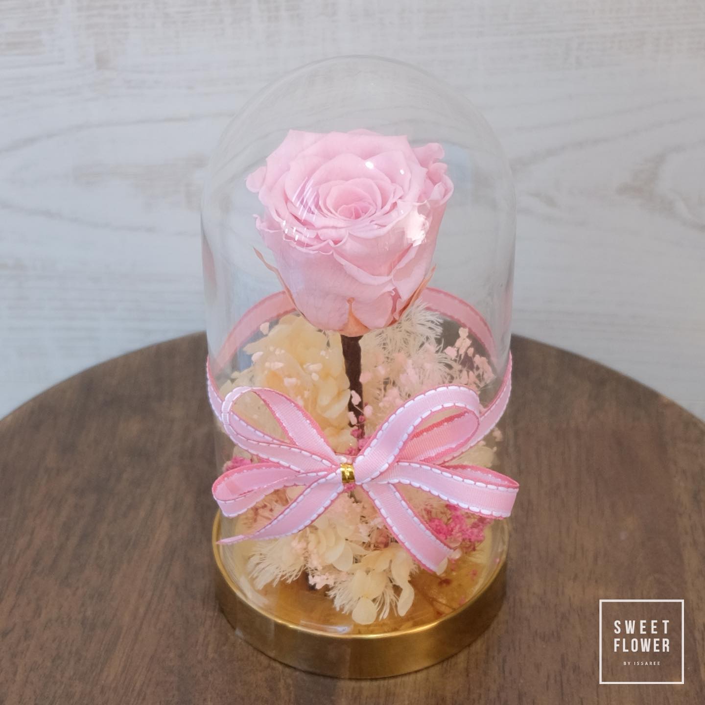กล่อง พาสเทล ดอกไม้หลัก กุหลาบ ดอกไม้แห้ง — ผลงานร้านดอกไม้ Sweetflower by Issaree