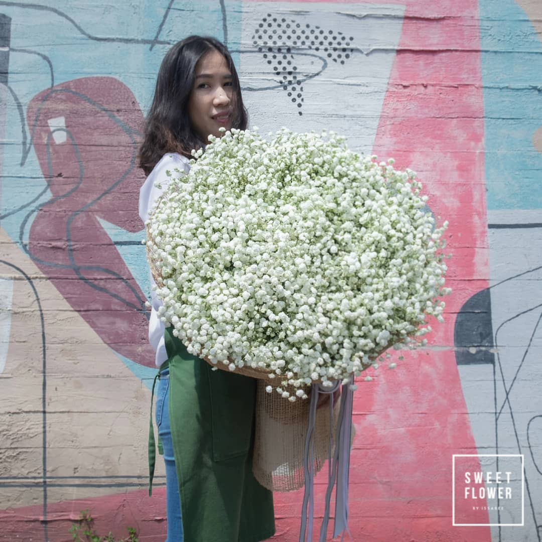ช่อ ขาว-เขียว หวาน ดอกไม้หลัก เบบี้บรีธ/ยิปโซ — ผลงานร้านดอกไม้ Sweetflower by Issaree