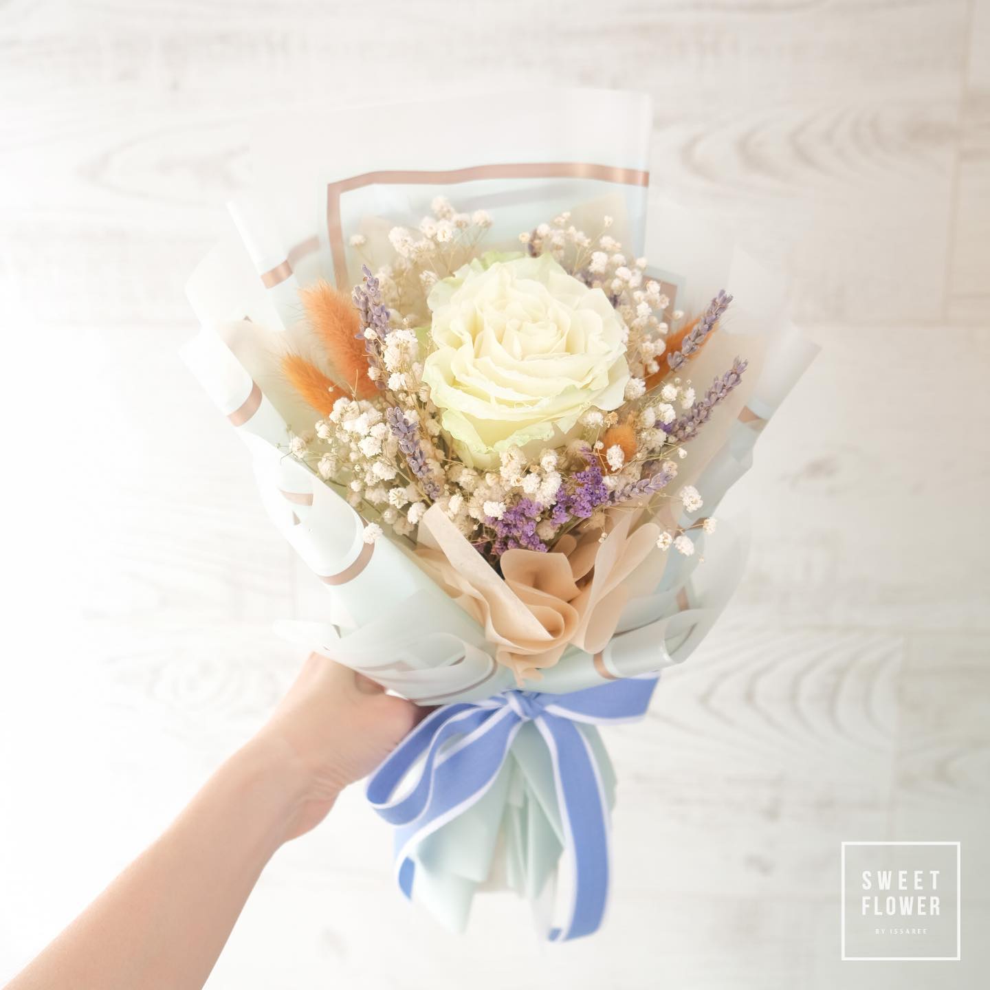 ช่อ พาสเทล หวาน ดอกไม้หลัก กุหลาบ เบบี้บรีธ/ยิปโซ — ผลงานร้านดอกไม้ Sweetflower by Issaree
