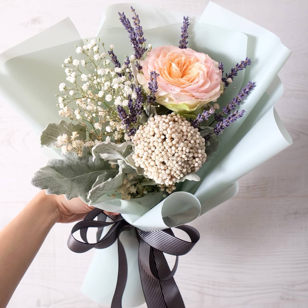 ช่อ พาสเทล หวาน ดอกไม้หลัก กุหลาบ เบบี้บรีธ/ยิปโซ — ผลงานร้านดอกไม้ Sweetflower by Issaree
