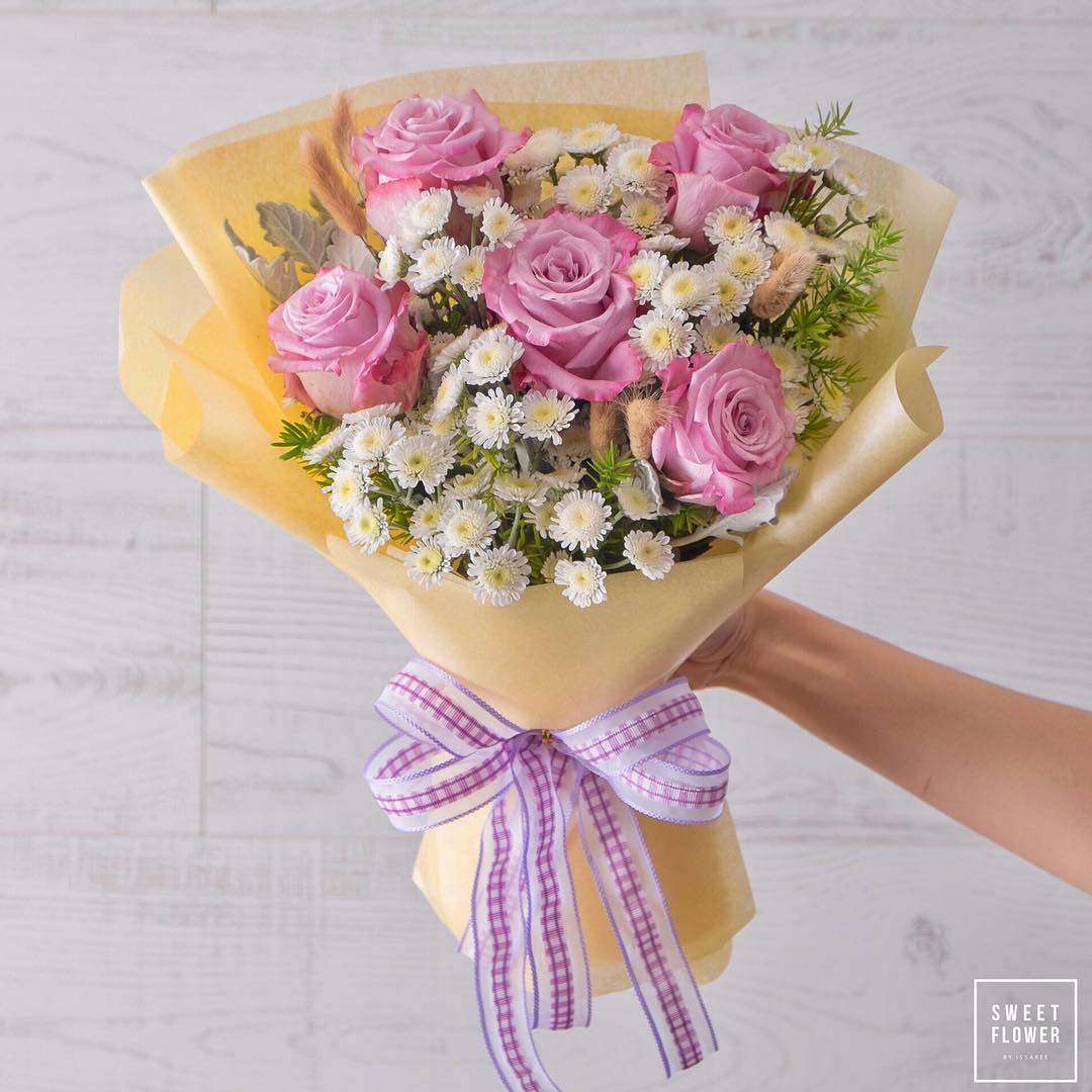 ช่อ พาสเทล หวาน ดอกไม้หลัก กุหลาบ เดซี่/มาร์กาเร็ต — ผลงานร้านดอกไม้ Sweetflower by Issaree