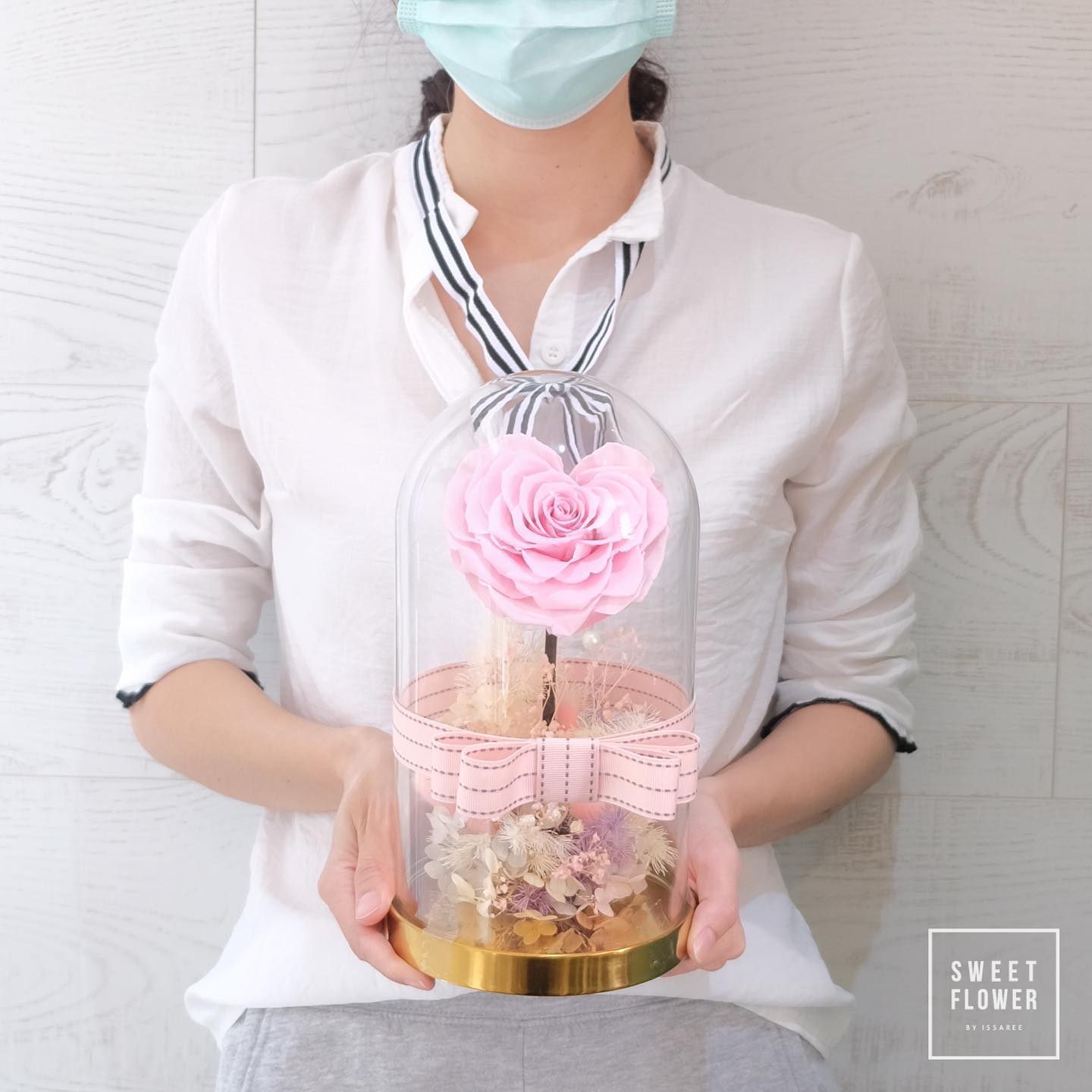 กล่อง พาสเทล ดอกไม้หลัก กุหลาบ ดอกไม้แห้ง — ผลงานร้านดอกไม้ Sweetflower by Issaree