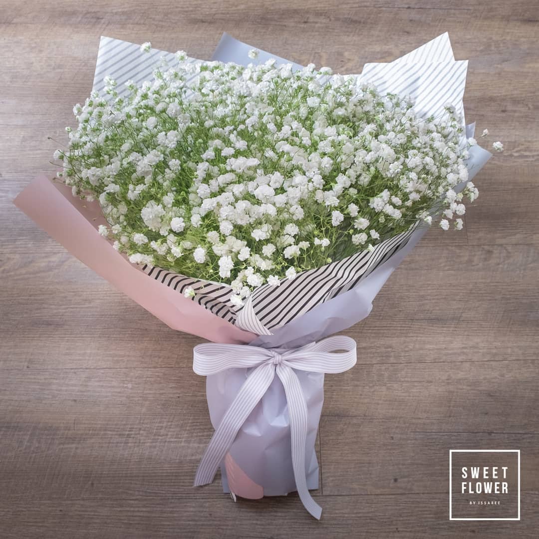 ช่อ ขาว-เขียว หวาน ดอกไม้หลัก เบบี้บรีธ/ยิปโซ — ผลงานร้านดอกไม้ Sweetflower by Issaree
