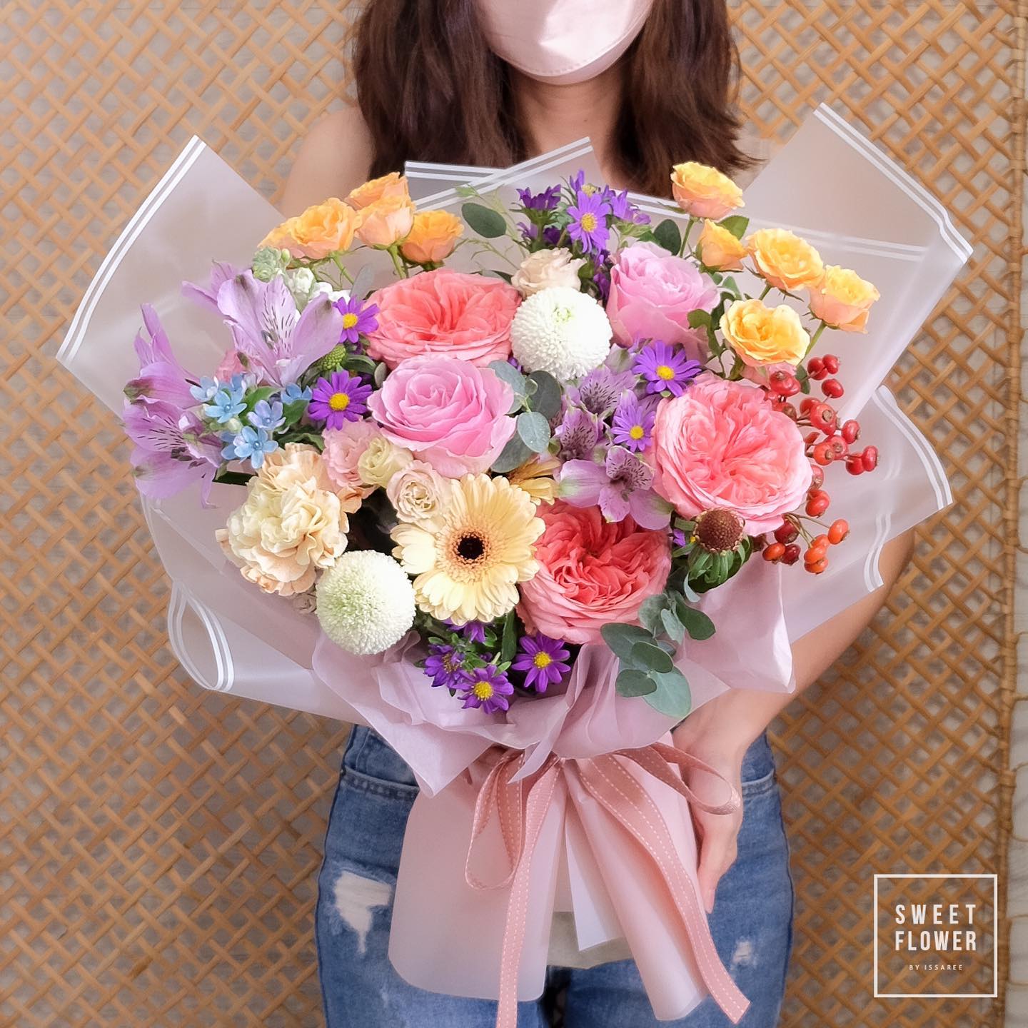 ช่อ หลากสี หวาน ดอกไม้หลัก กุหลาบ เดซี่/มาร์กาเร็ต เบญจมาศ/มัม — ผลงานร้านดอกไม้ Sweetflower by Issaree