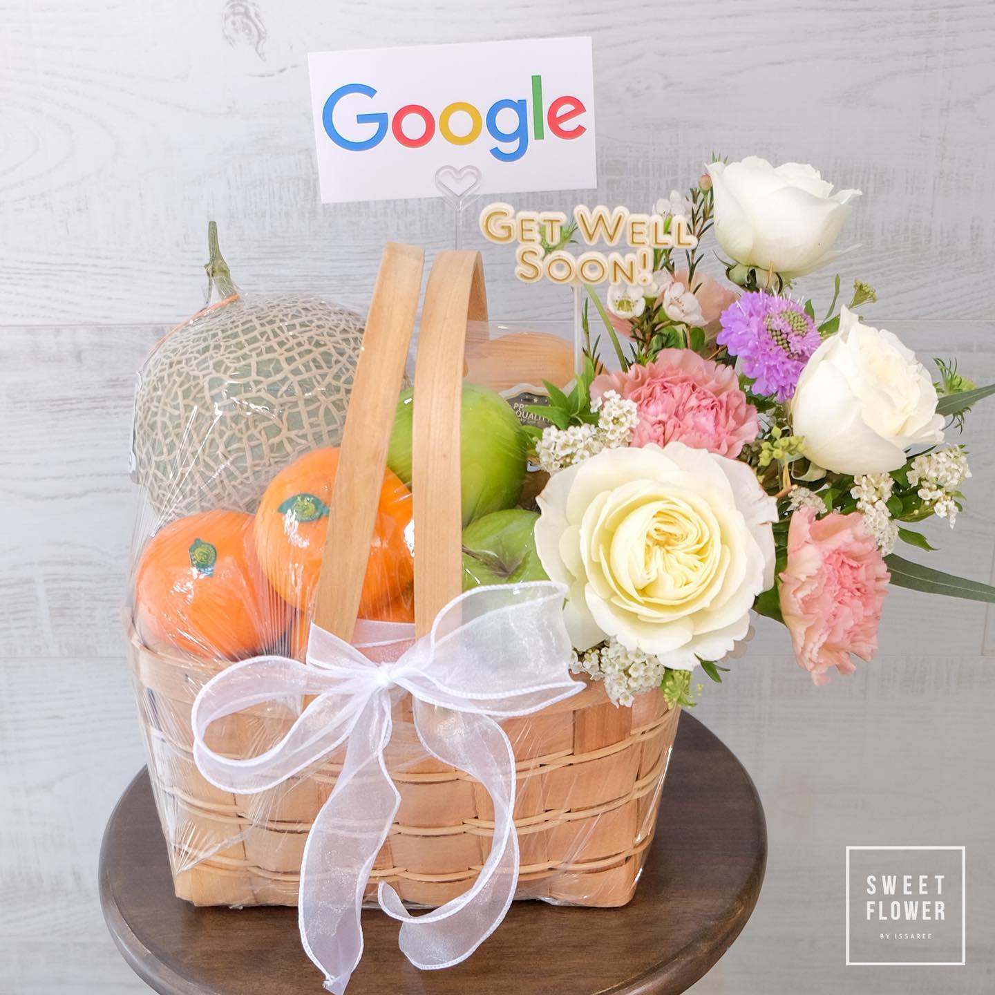 ตะกร้า พาสเทล หวาน ดอกไม้หลัก กุหลาบ คาร์เนชั่น เบบี้บรีธ/ยิปโซ — ผลงานร้านดอกไม้ Sweetflower by Issaree