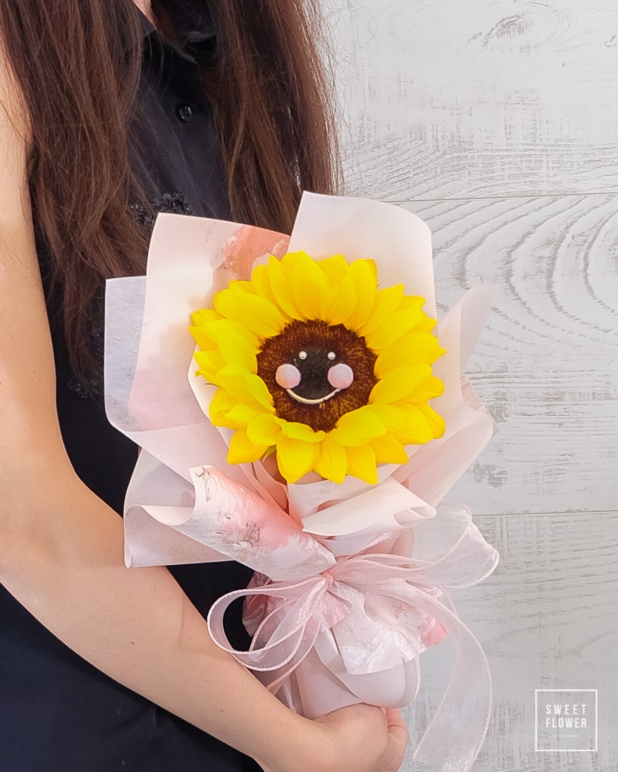 ดอกเดียว เหลือง-ส้ม น่ารัก ดอกไม้หลัก ทานตะวัน — ผลงานร้านดอกไม้ Sweetflower by Issaree