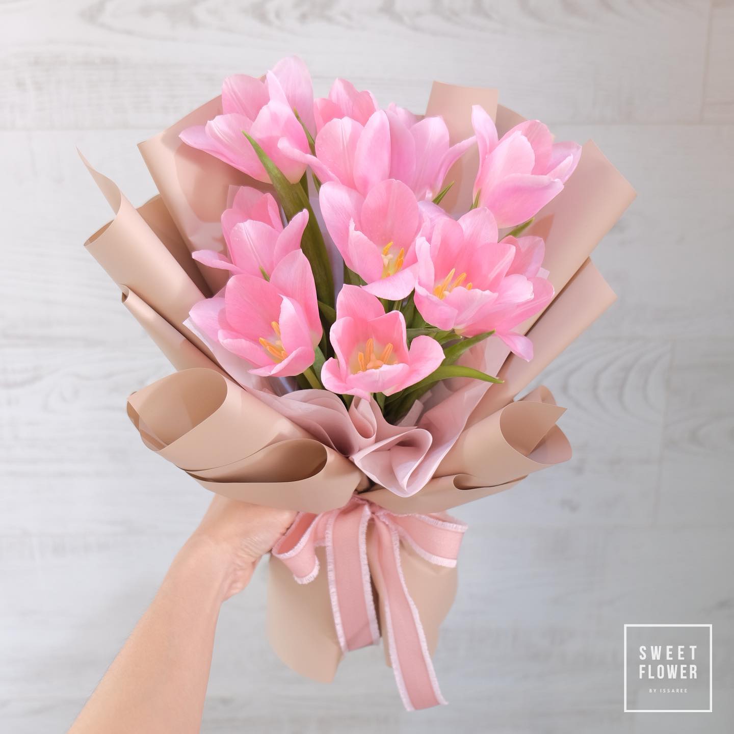 ช่อ พาสเทล หวาน ดอกไม้หลัก ทิวลิป — ผลงานร้านดอกไม้ Sweetflower by Issaree