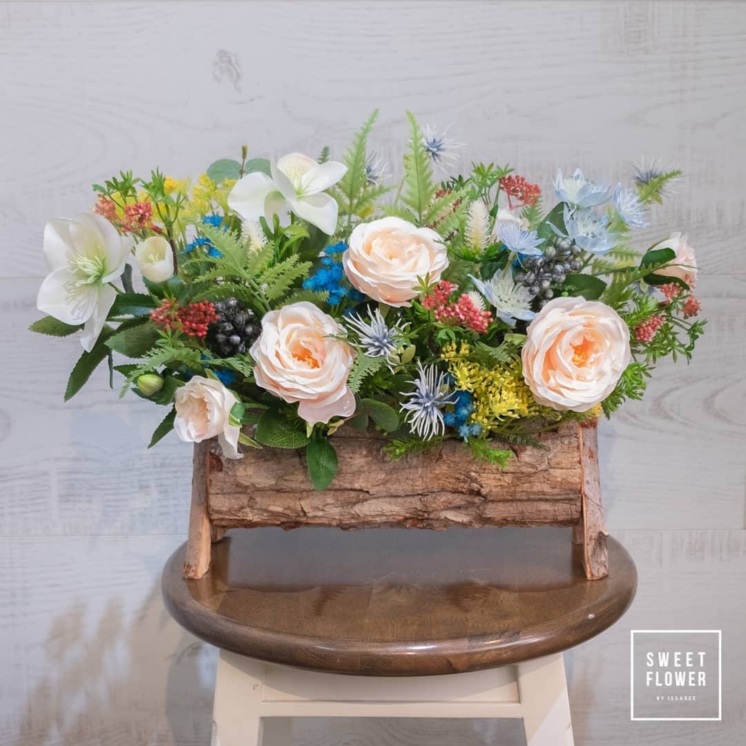 ตะกร้า หลากสี หวาน ดอกไม้หลัก กุหลาบ ลิลลี่ เบญจมาศ/มัม — ผลงานร้านดอกไม้ Sweetflower by Issaree — ภาพที่ 3 จาก 4