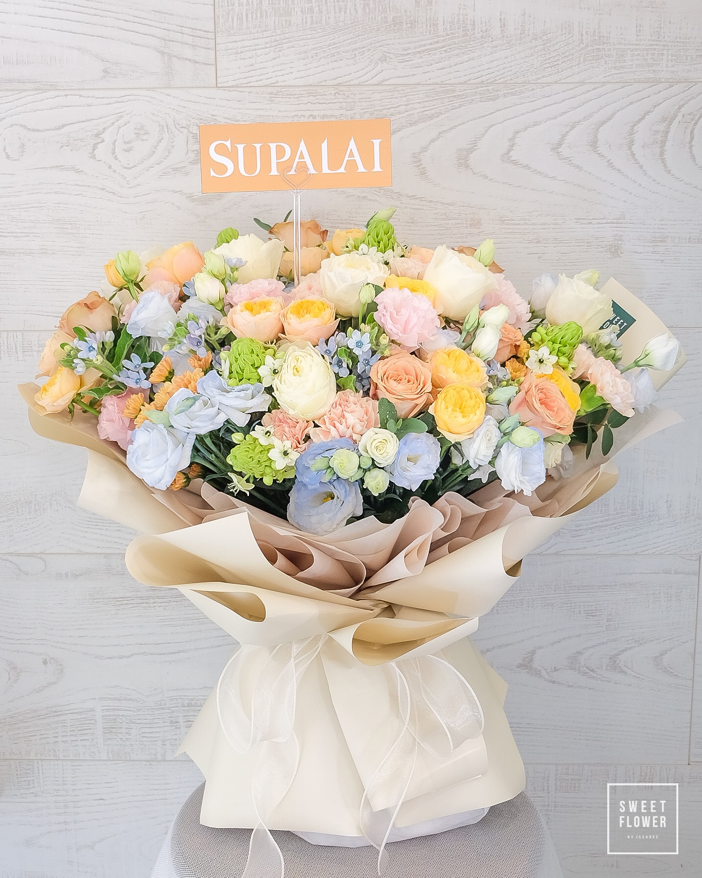 ช่อ พาสเทล หวาน ดอกไม้หลัก กุหลาบ กุหลาบเอกวาดอร์ อื่นๆ — ผลงานร้านดอกไม้ Sweetflower by Issaree — ภาพที่ 3 จาก 4