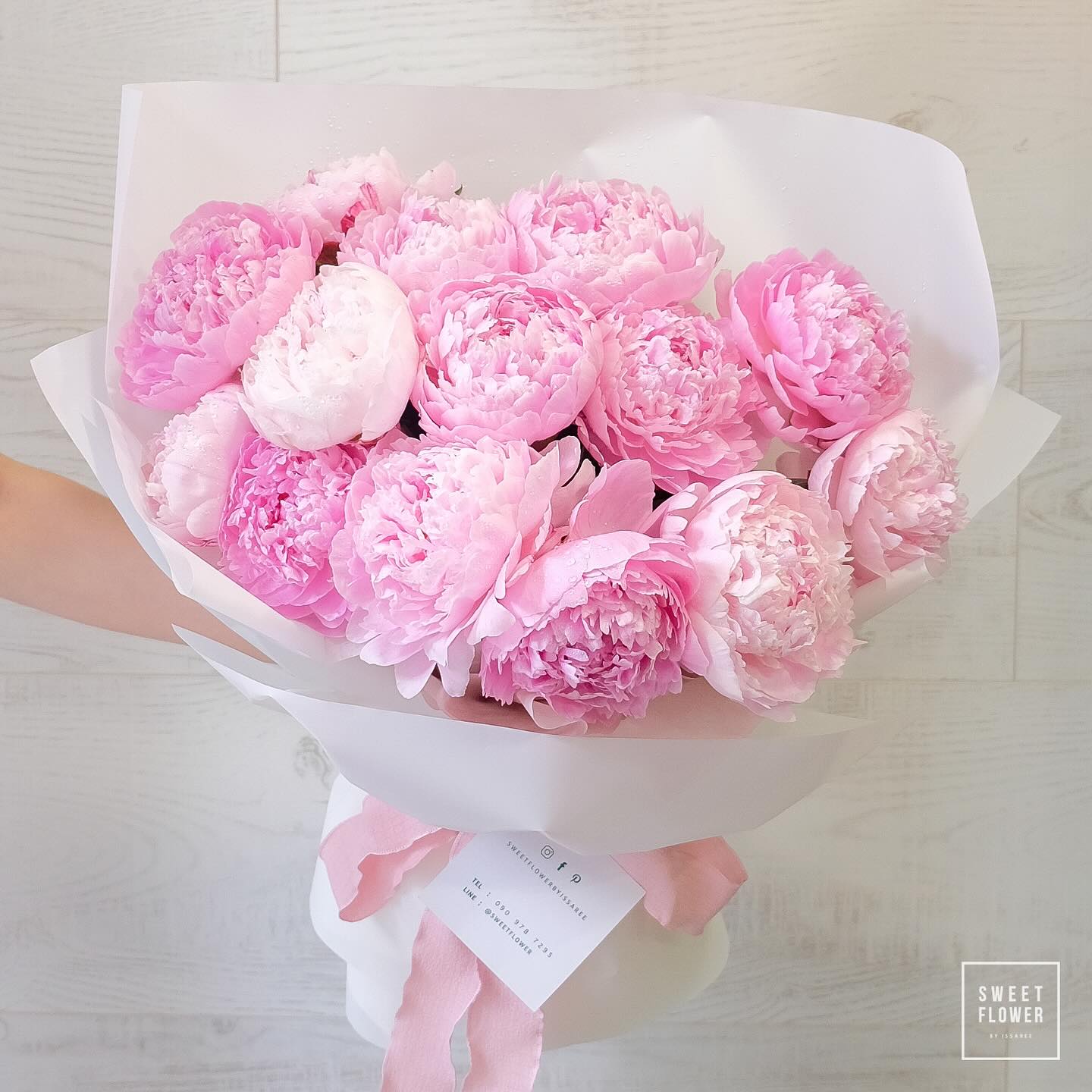 ช่อ ชมพู หวาน ดอกไม้หลัก พีโอนี่ — ผลงานร้านดอกไม้ Sweetflower by Issaree