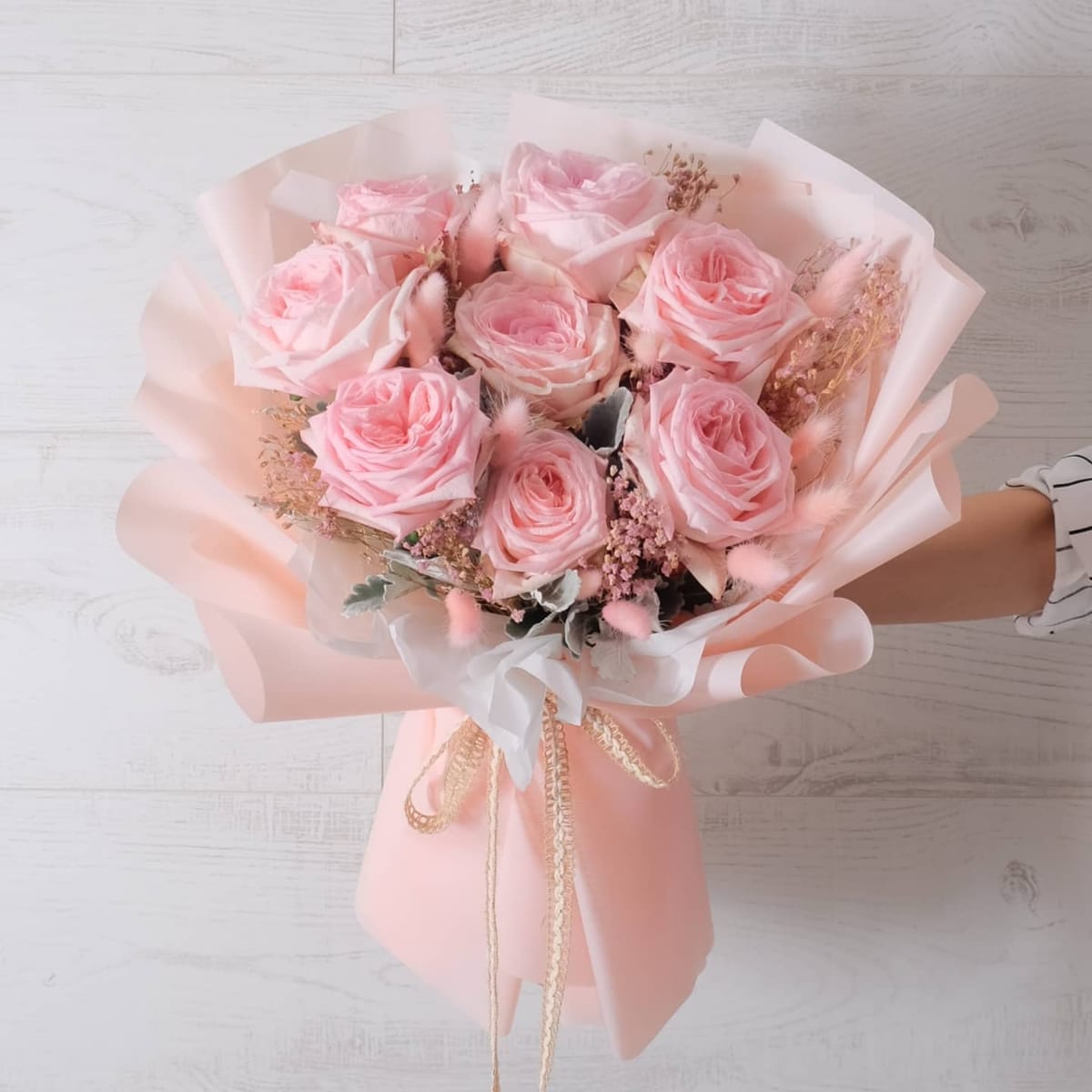 ช่อ พาสเทล หวาน ดอกไม้หลัก กุหลาบ เบบี้บรีธ/ยิปโซ — ผลงานร้านดอกไม้ Sweetflower by Issaree — ภาพที่ 1 จาก 1