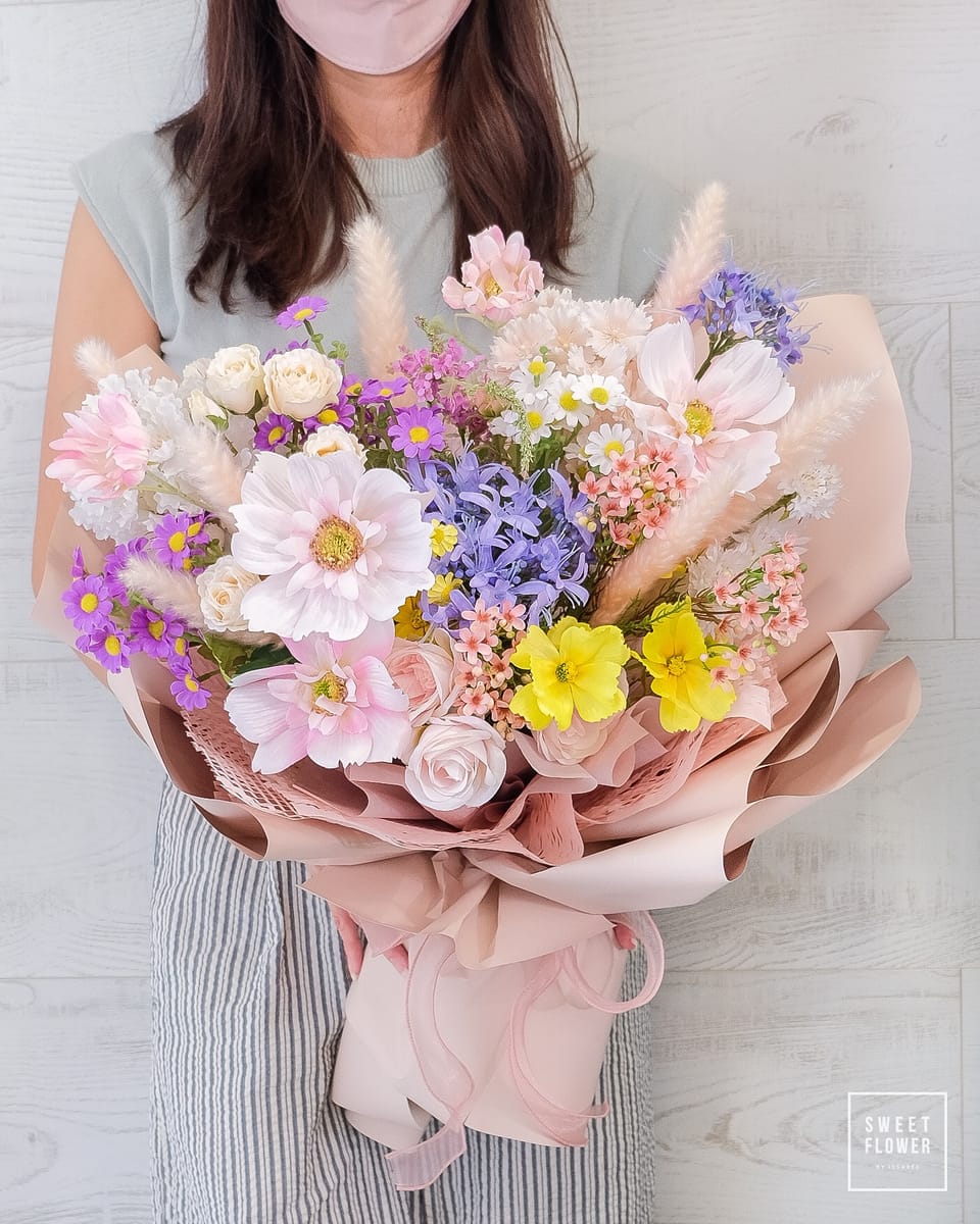 ช่อ พาสเทล หวาน ดอกไม้หลัก ดอกไม้ปลอม — ผลงานร้านดอกไม้ Sweetflower by Issaree