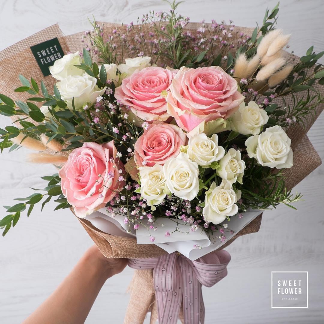ช่อ พาสเทล หวาน ดอกไม้หลัก กุหลาบ เบบี้บรีธ/ยิปโซ — ผลงานร้านดอกไม้ Sweetflower by Issaree