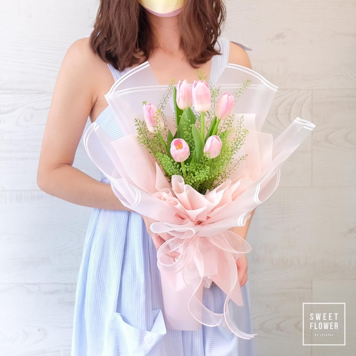 ช่อ พาสเทล หวาน ดอกไม้หลัก ทิวลิป ยูคาลิปตัส/ใบไม้ — ผลงานร้านดอกไม้ Sweetflower by Issaree — ภาพที่ 2 จาก 2