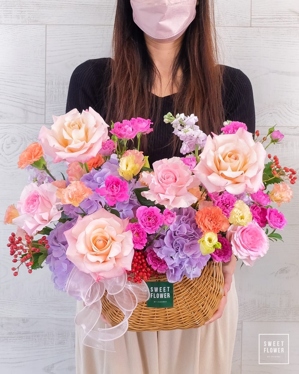 ตะกร้า พาสเทล หวาน ดอกไม้หลัก กุหลาบ ไฮเดรนเยีย — ผลงานร้านดอกไม้ Sweetflower by Issaree — ภาพที่ 4 จาก 4